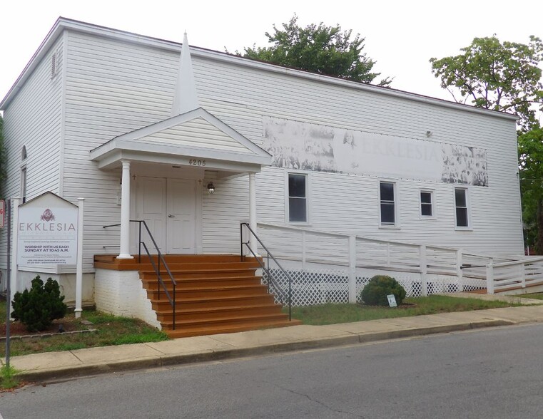 Primary Photo Of 4205 37th St, Brentwood Religious Facility For Sale