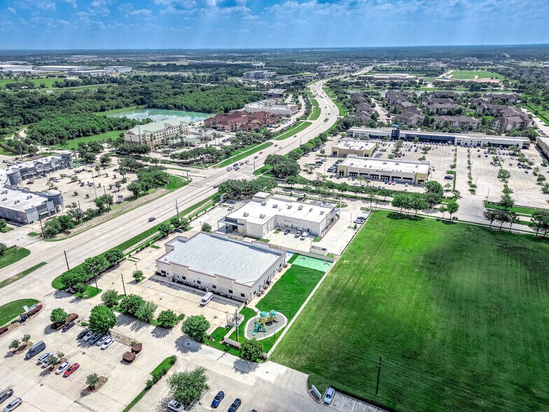 Primary Photo Of 12152 Shadow Creek Pky, Pearland Daycare Center For Lease