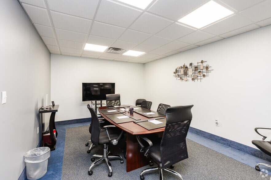 More Photos Of 900 Granby St, Norfolk Coworking Space