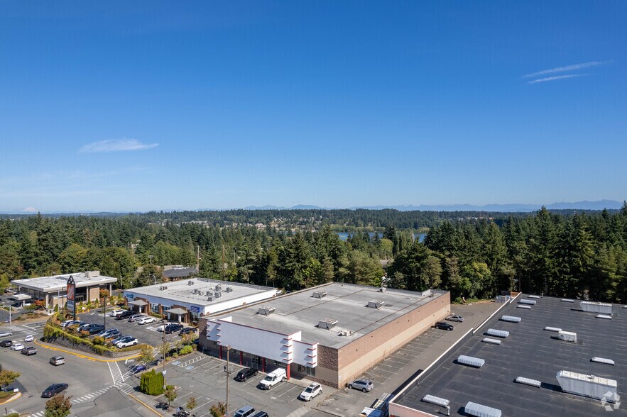 More Photos Of 1345 N 205th St, Shoreline Freestanding For Lease