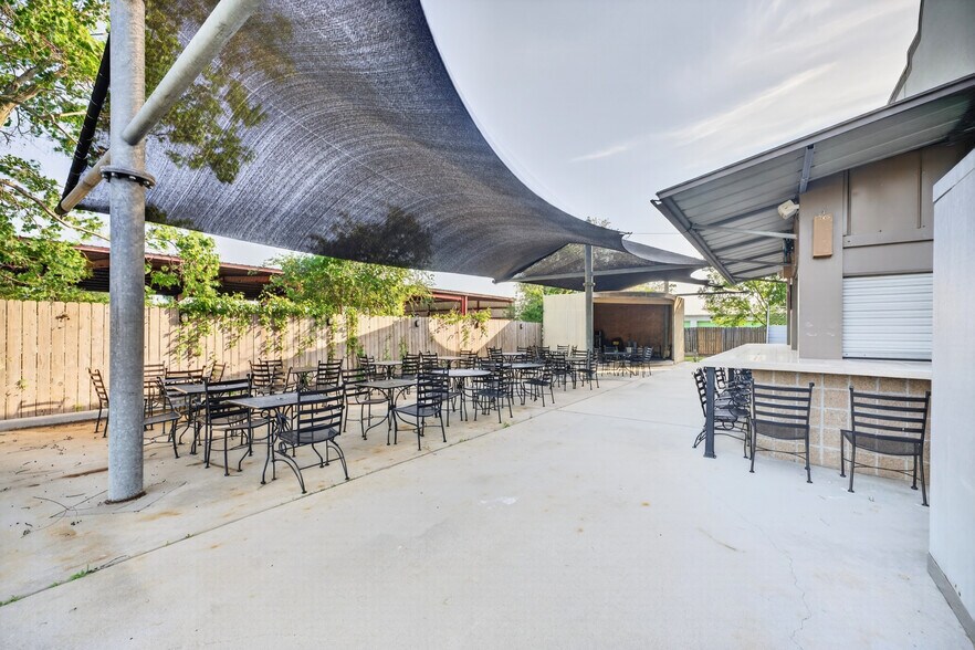 More Photos Of 1271 FM 518 Rd, League City Restaurant For Sale