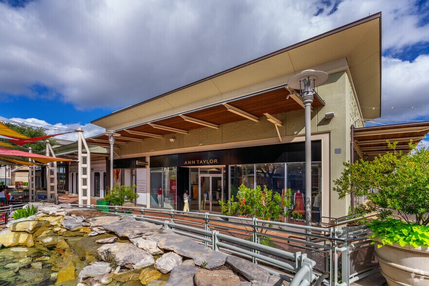 More Photos Of 15900 La Cantera Pky, San Antonio Unknown For Lease