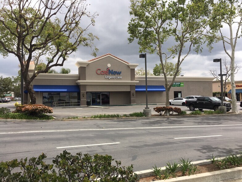 Primary Photo Of 2888 Cochran St, Simi Valley Storefront For Lease