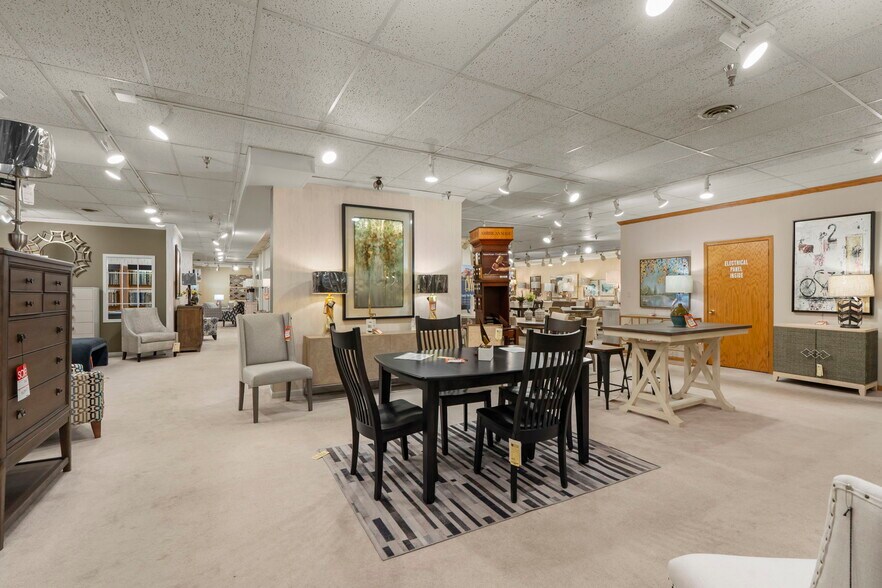 More Photos Of 334 County Road 81, Osseo Storefront Retail Office For Sale