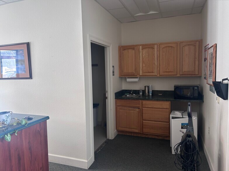 More Photos Of 508 Cascade Ave, Hood River Medical For Lease