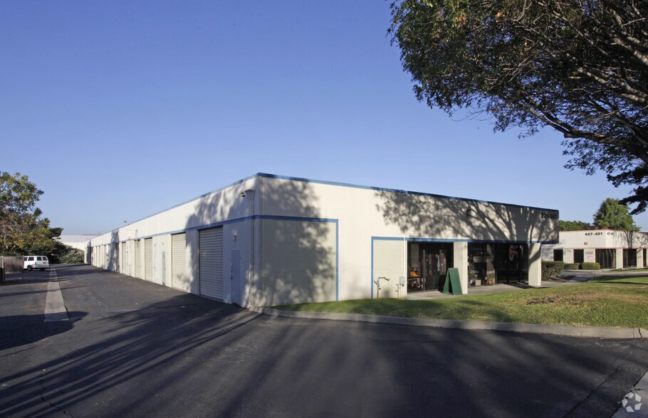 More Photos Of 521-547 Sinclair Frontage Rd, Milpitas Warehouse For Sale