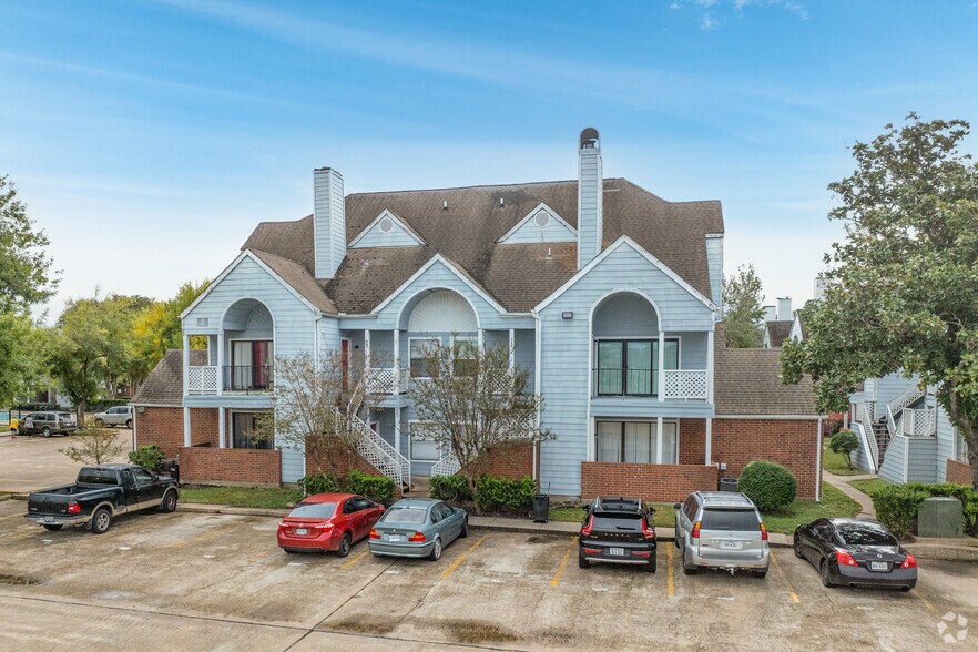 More Photos Of , Houston Multifamily For Sale
