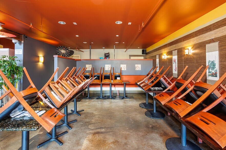 More Photos Of 2220-2236 NE Alberta St, Portland Storefront Retail Residential For Lease