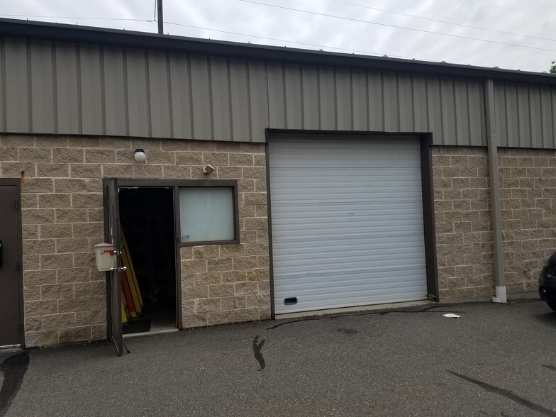 More Photos Of 800 New Brunswick Ave, Rahway Warehouse For Sale