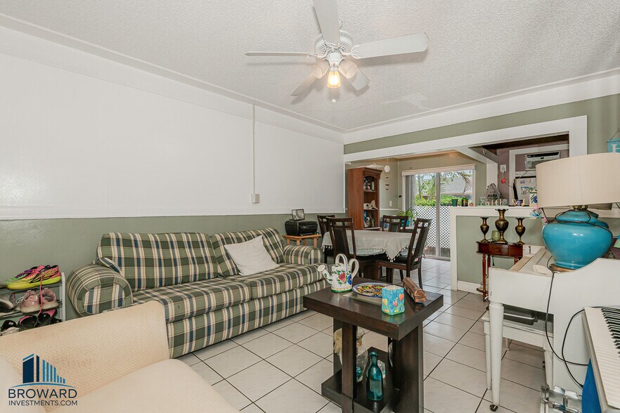 More Photos Of 255 SW 15th St, Dania Beach Apartments For Sale