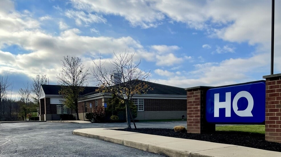 More Photos Of 201 Water Tower Dr, Madison Office For Sale