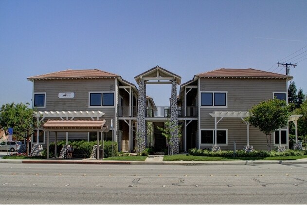 Primary Photo Of 1025-1095 Bonita Ave, La Verne Office For Lease