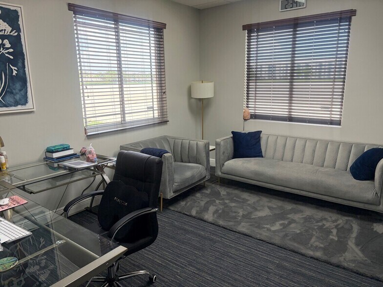 More Photos Of 12855 SW 132nd St, Miami Office For Lease