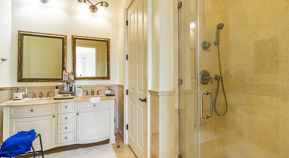 More Photos Of 2121 S Hiawassee Rd, Orlando Apartments For Lease
