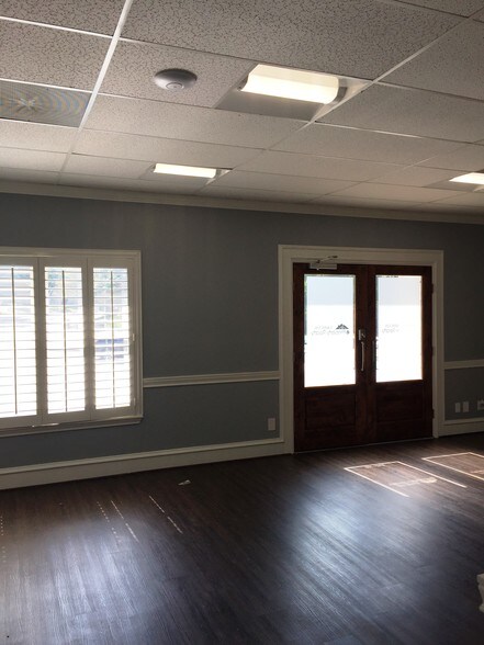 More Photos Of 4130 Spicewood Springs Rd, Austin Loft Creative Space For Lease