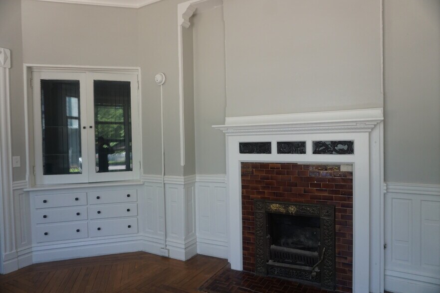 More Photos Of 316 Stuart Ave, Kalamazoo Apartments For Sale
