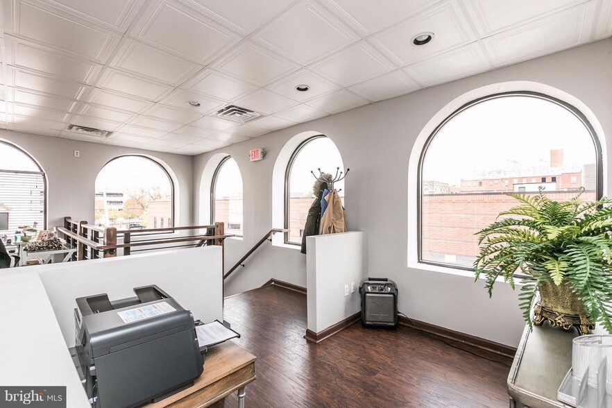 More Photos Of 4 N Exeter St, Baltimore Loft Creative Space For Lease