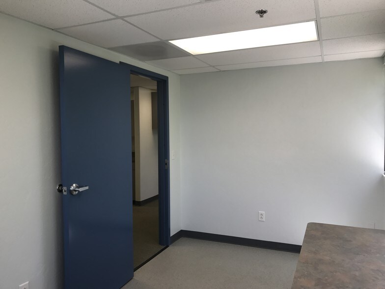 More Photos Of 1310 W St Marys Rd, Tucson Medical For Lease
