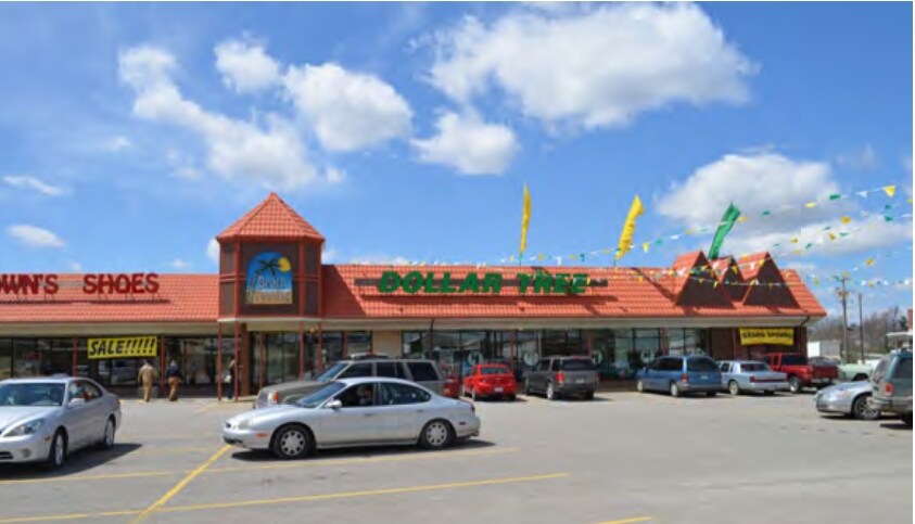 More Photos Of 1400 S Main St, Maryville General Retail For Lease