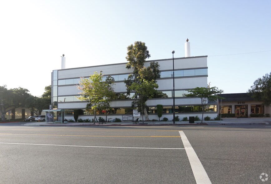 More Photos Of 3100 W Burbank Blvd, Burbank Office For Lease