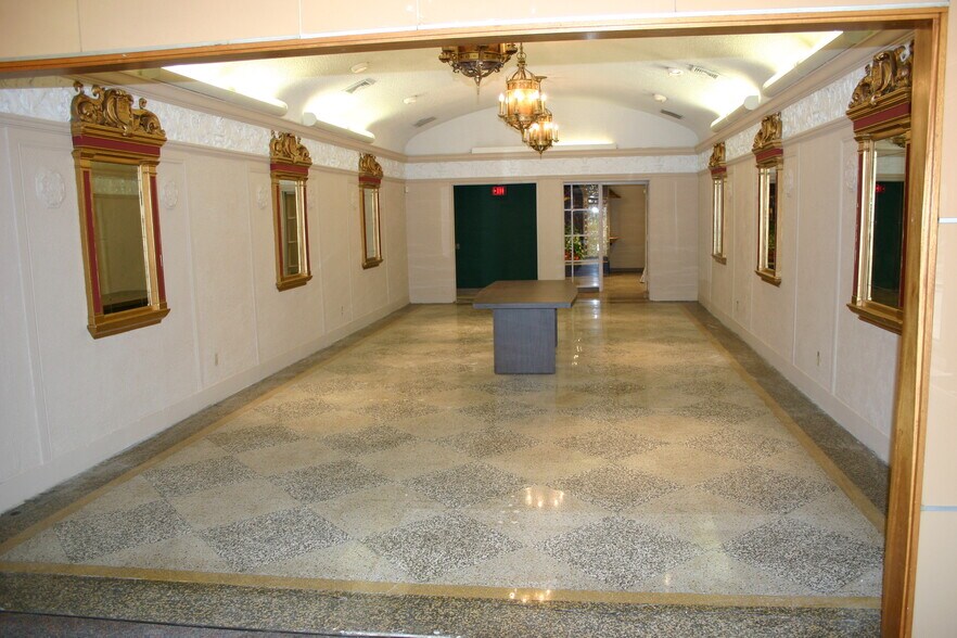 More Photos Of 821-825 Haddon Ave, Collingswood Storefront Retail Residential For Lease