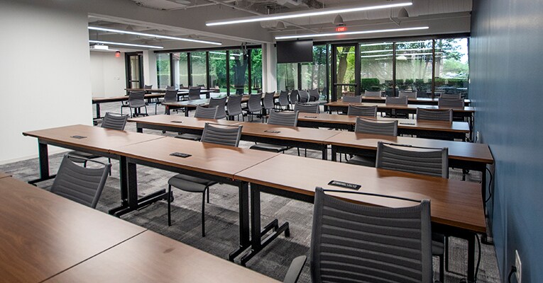 More Photos Of 8720 Red Oak Blvd, Charlotte Office For Lease