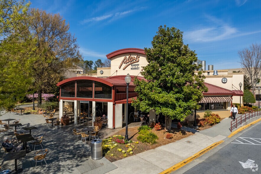 More Photos Of 4505 Ashford Dunwoody Rd NE, Atlanta Freestanding For Lease