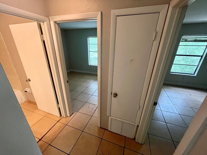 More Photos Of 7213 SW 44th Pl, Gainesville Apartments For Sale