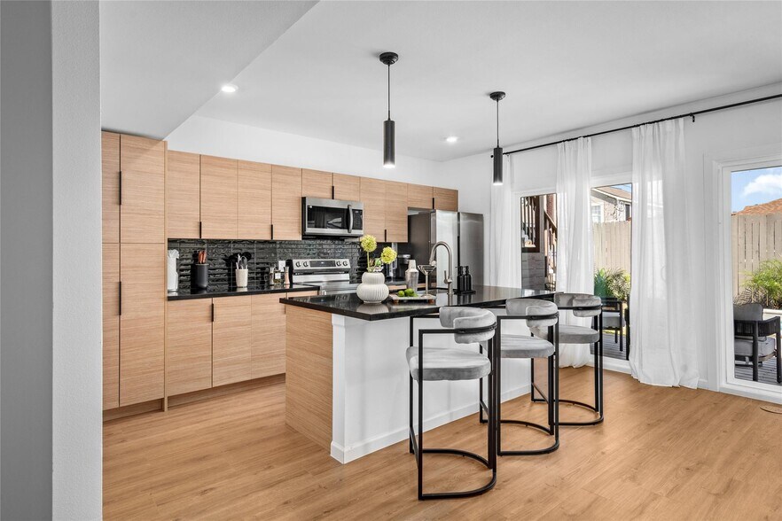 More Photos Of , Houston Multifamily For Sale