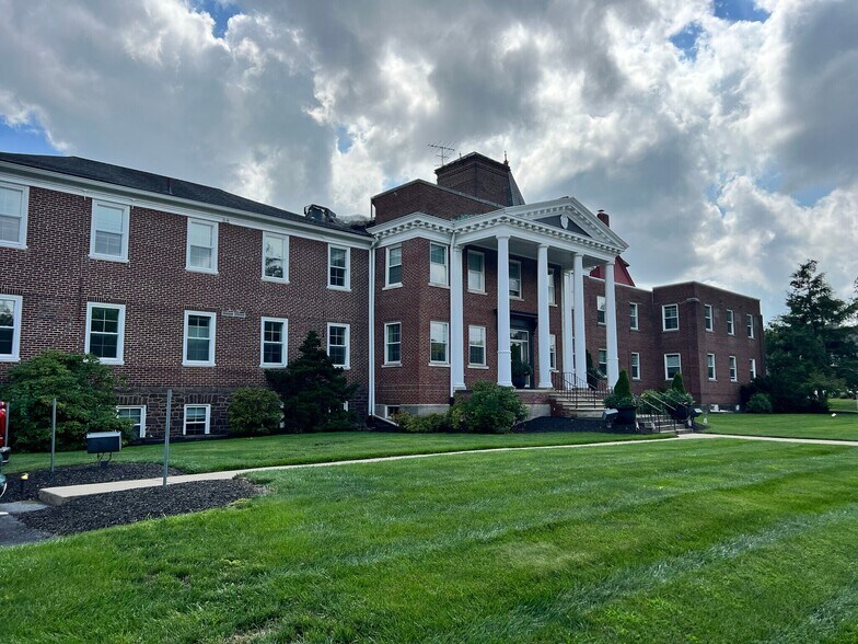 More Photos Of 1200 E High St, Pottstown Unknown For Lease