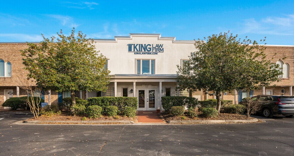More Photos Of 112 Old Bridge St, Jacksonville Office For Sale