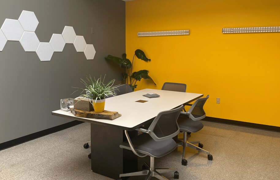 More Photos Of 402-408 E Huntington Dr, Monrovia Research And Development For Lease