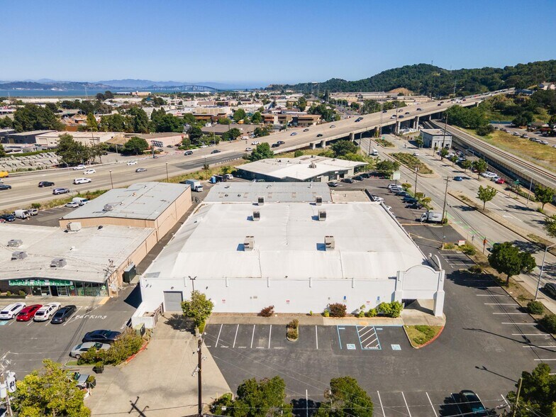 More Photos Of 869 W Francisco Blvd, San Rafael Freestanding For Lease