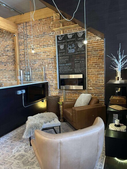 More Photos Of 108 Dewey Ave, Poteau Storefront Retail Office For Sale