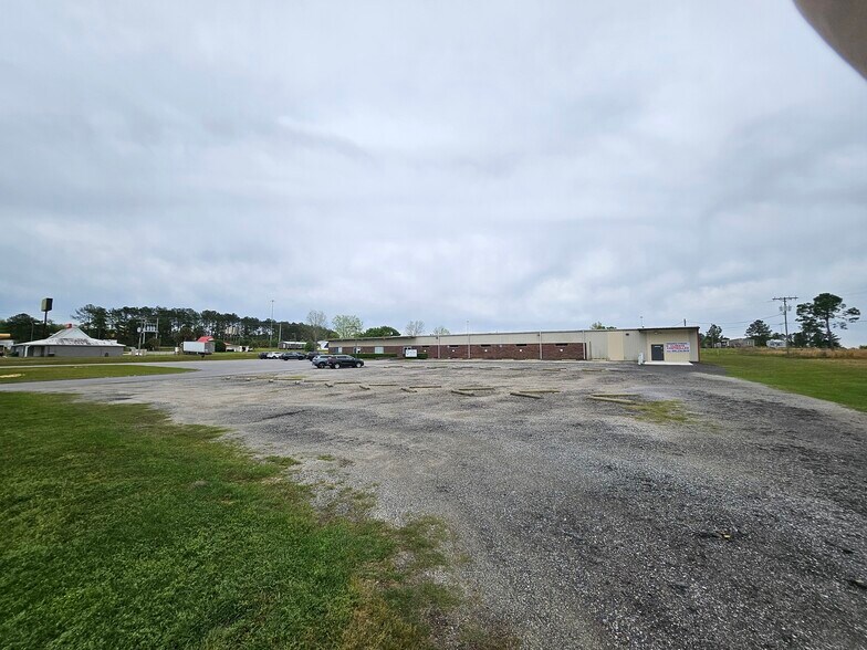 More Photos Of 495 Saint Johns Rd, Bonifay Office For Sale