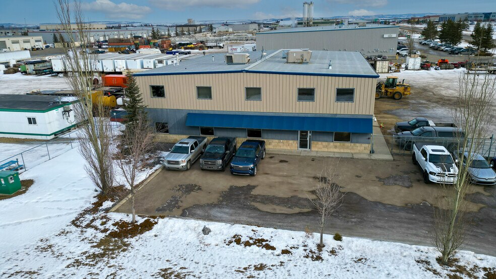 More Photos Of 135 & 141 Clearmile Avenue, Red Deer County Industrial For Sale