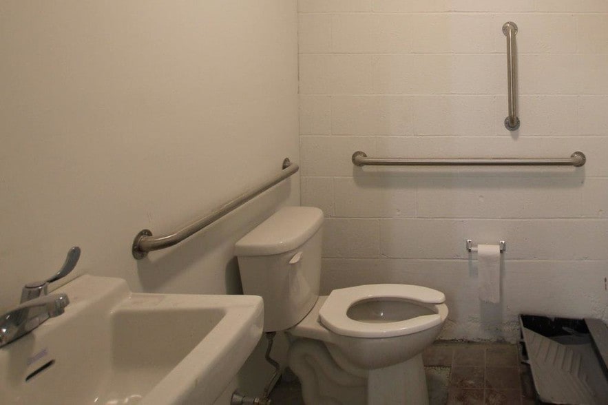 More Photos Of 99 Fletcher Ave, Cranston Manufacturing For Lease