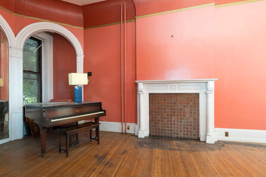 More Photos Of 1717-19 Mt Vernon st, Philadelphia Apartments For Sale