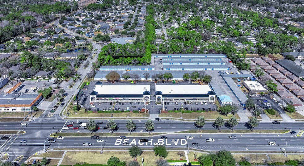 More Photos Of 13947 Beach Blvd, Jacksonville General Retail For Lease