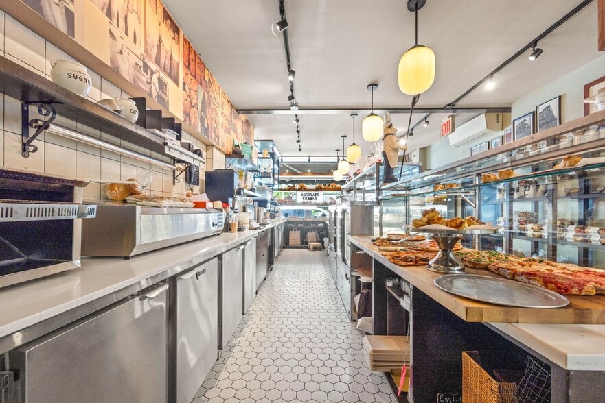 More Photos Of 192-194 Union St, Brooklyn Apartments For Sale