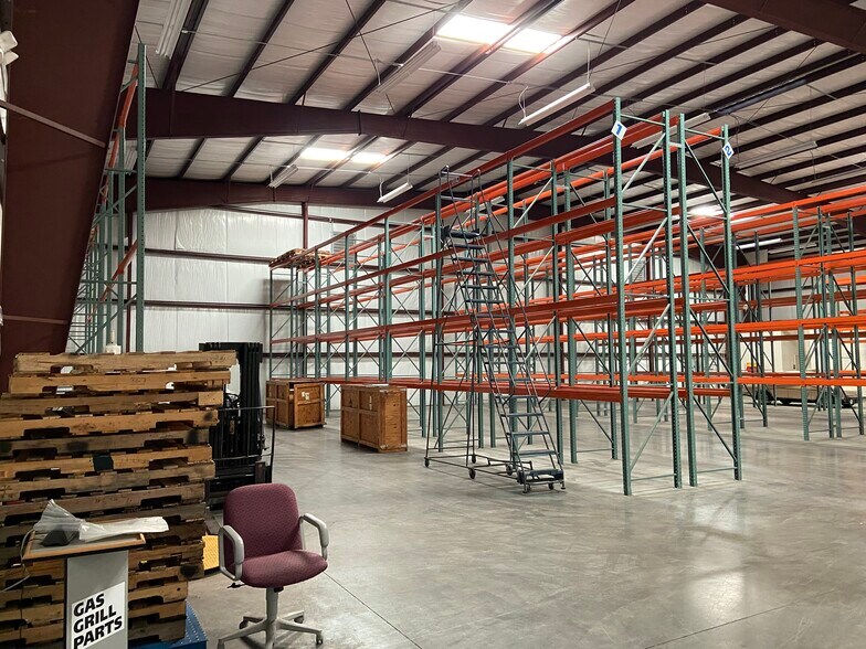 More Photos Of 2701 Landers Ave, Nashville Warehouse For Lease