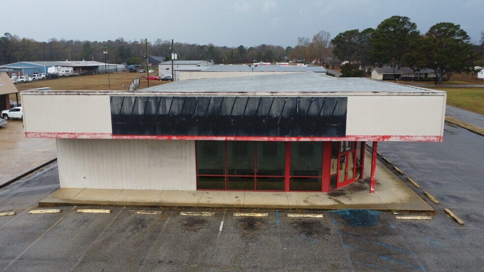Primary Photo Of 2239 Temple Ave N, Fayette Freestanding For Lease