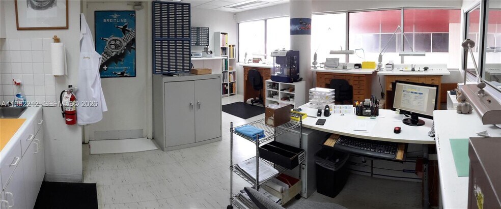 More Photos Of 111 KANE CONCOURSE St, Bay Harbor Islands Office For Sale