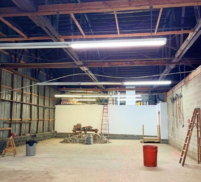 More Photos Of 15193-15207 Marlboro Pike, Upper Marlboro Warehouse For Lease