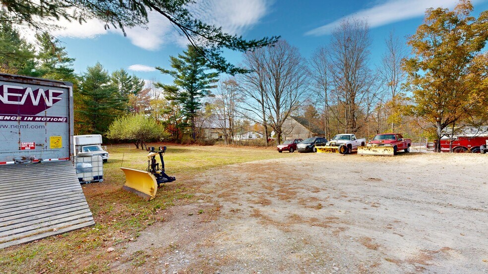 More Photos Of 48 S Main St, Andover Auto Repair For Sale