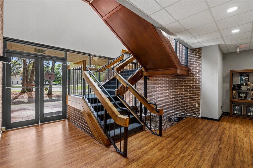 More Photos Of 3660 Hartsfield Rd, Tallahassee Office For Sale