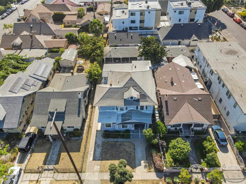 More Photos Of 1714 3rd Ave, Los Angeles Apartments For Sale