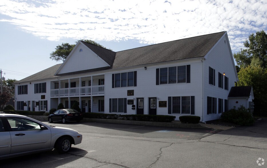 More Photos Of 36 N Bedford St, East Bridgewater Office For Sale