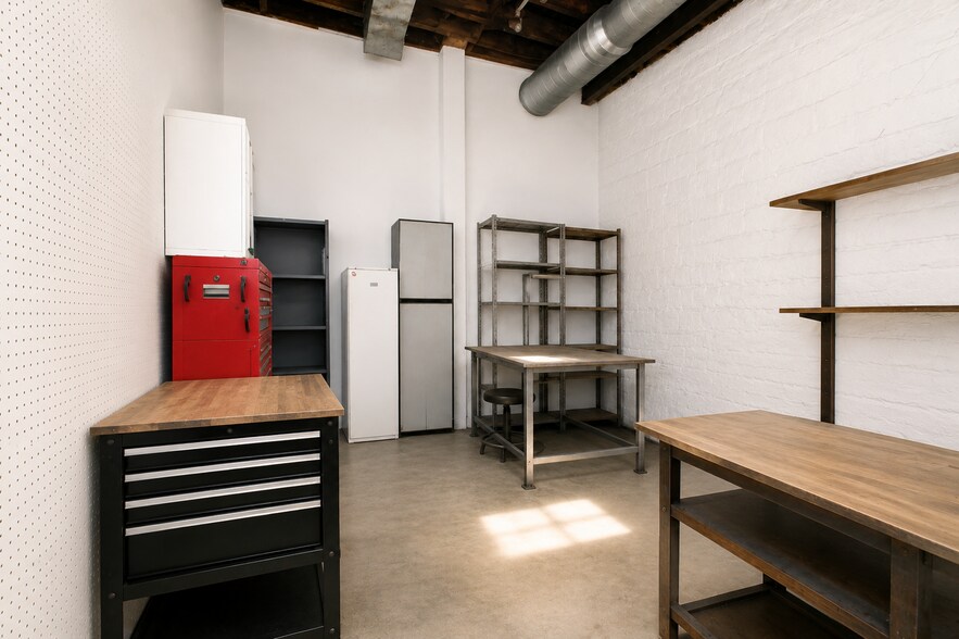 More Photos Of 154 26th St, Brooklyn Warehouse For Sale