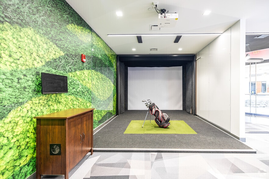 More Photos Of 11414 W Park Pl, Milwaukee Unknown For Lease